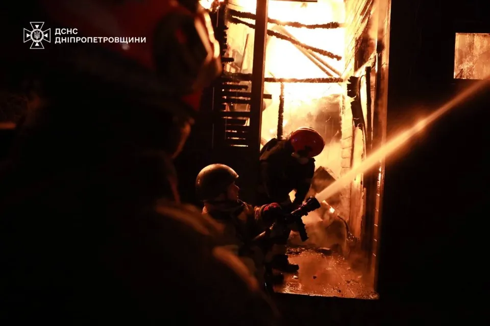 Боротьба з наслідками прильоту в Дніпрі