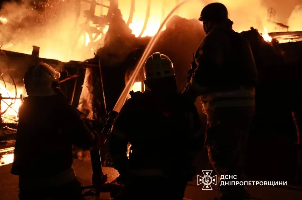 Боротьба з наслідками прильоту в Дніпрі