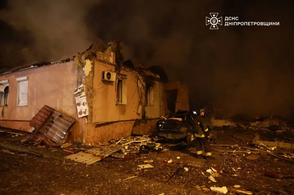 Боротьба з наслідками прильоту в Дніпрі