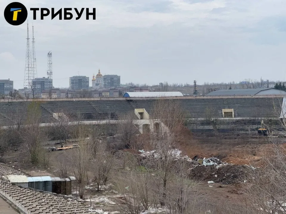 Стадіон Шахтар в Донецьку