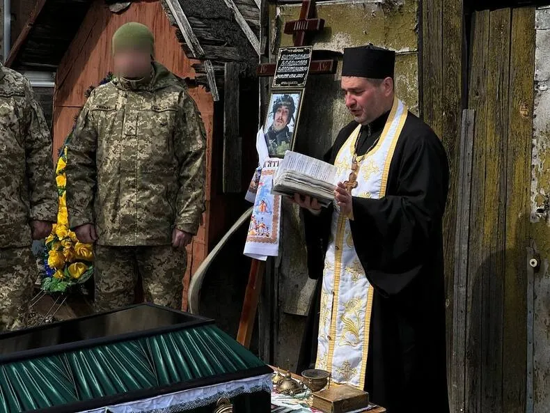 поховання бійця з Краматорська Владислава Бистрицького