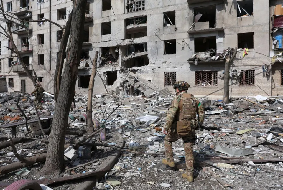 Покровськ війна зруйновані багатоповерхівки будинки зсу