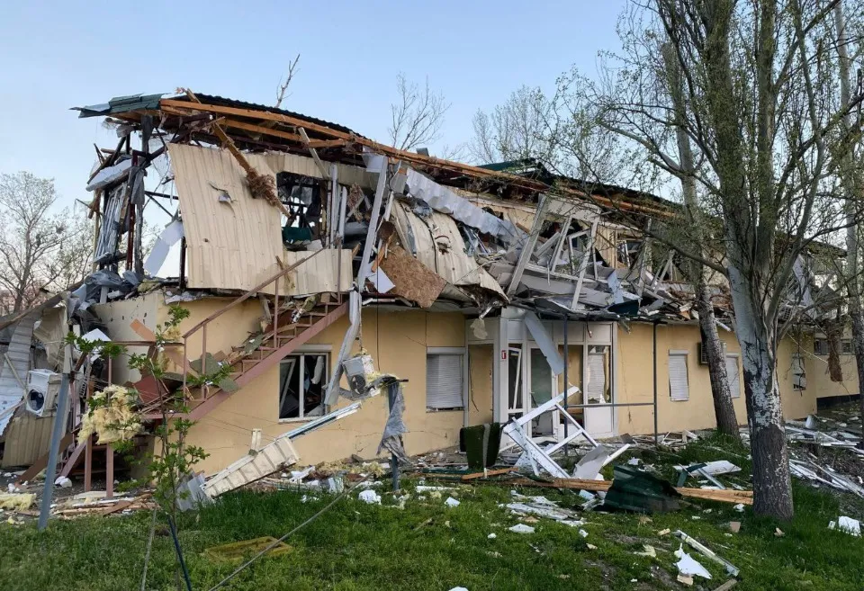 Наслідки обстрілу Дніпра 18 квітня