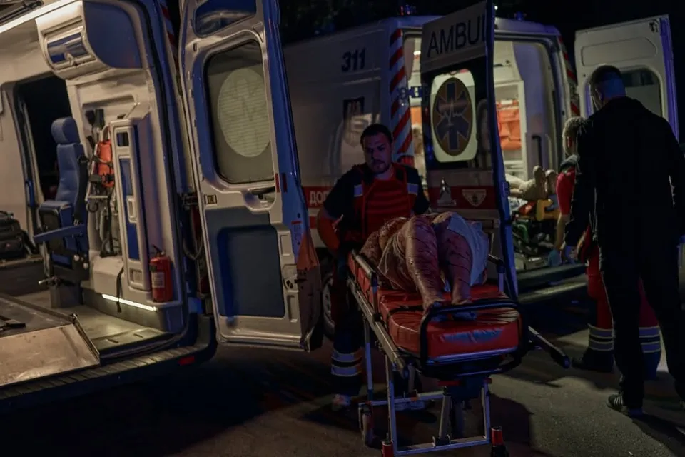 Київ обстріл 24 квітня 2025. Фото: Костянтин і Владислава Ліберови