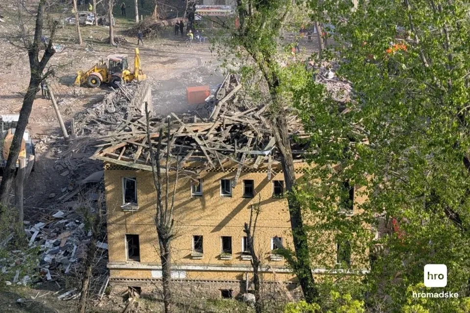 Київ обстріл 24 квітня 2025. Фото: Громадське