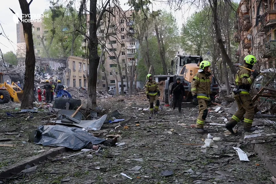 Київ обстріл 24 квітня 2025. Фото: Суспільне