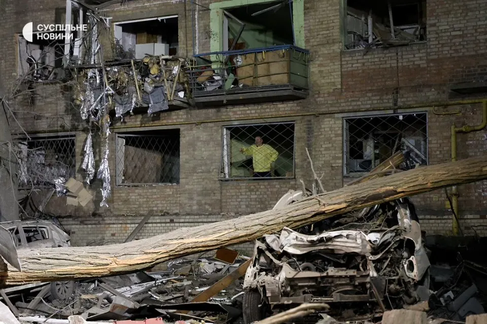 Київ обстріл 24 квітня 2025. Фото: Суспільне