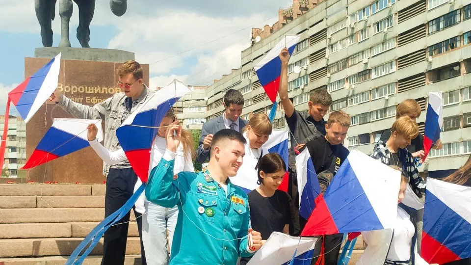 50 повітряних зміїв