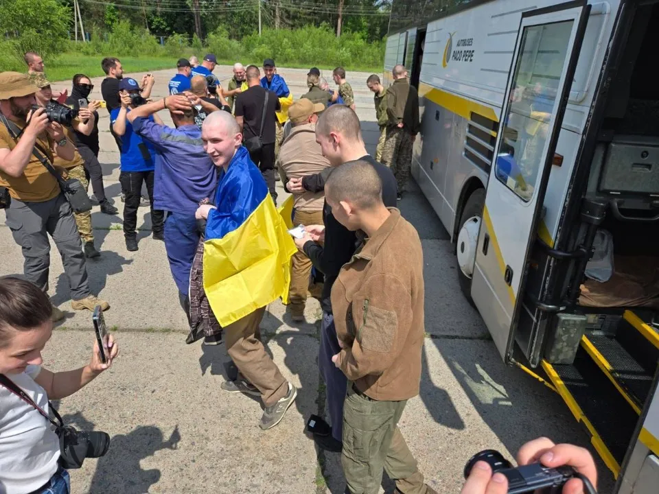 Україна повернула до дому військовополонених