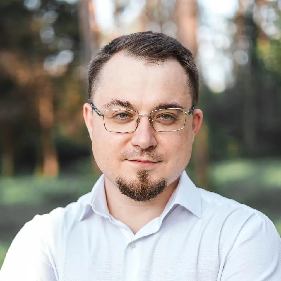 Максим Віхров