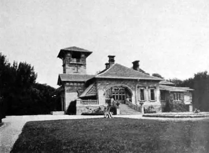 Бічний фасад вілли К.Л. Мсциховського, Селезнівка, фото 1916 р