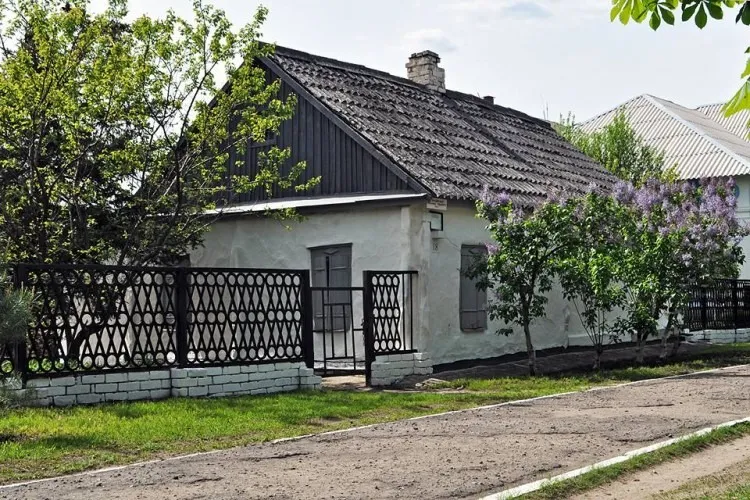 Етнографічний комплекс “Слобожанське подвір’я кінця ХІХ ст. – початку ХХ ст.”