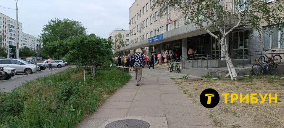 Черги до поліклініки СПЗ та опис ситуації