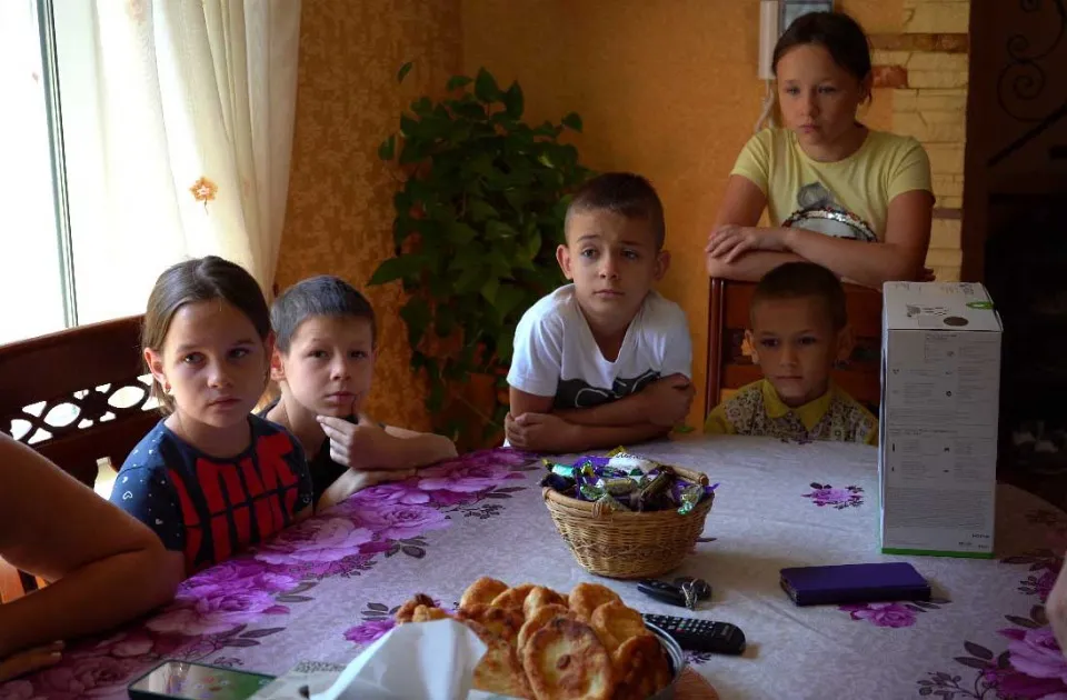 В Одесі передали ключі дитячим будинкам сімейного типу з Луганщини (фото)