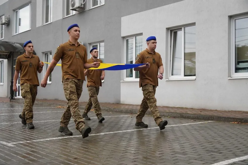 Як луганчани відзначили День прапора: в ОВА розповіли про урочистості (фото)