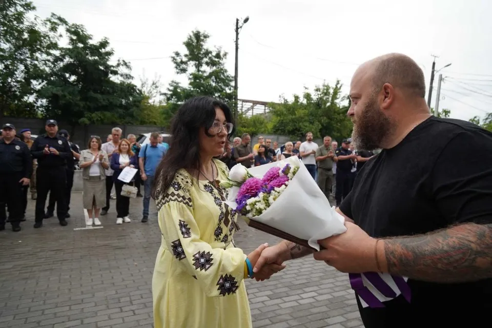 Як луганчани відзначили День прапора: в ОВА розповіли про урочистості (фото)