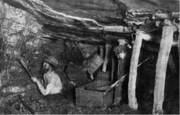 У вибої шахти. Початок ХХ ст. Фото з Вікіпедії