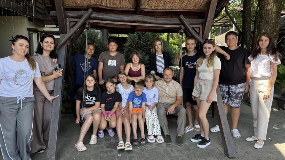 діти з Сіверськодонецької громади в таборах