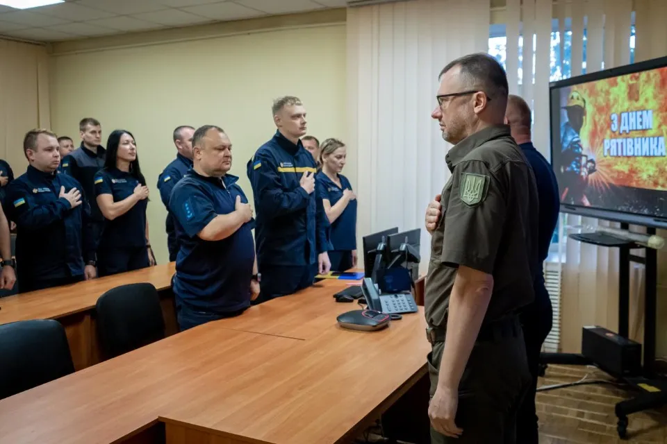 Рятувальники з Луганщини нагороджені обласними відзнаками