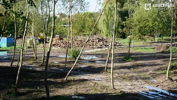 Парк на Набережній Луцьк