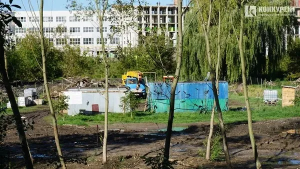 Парк на Набережній Луцьк