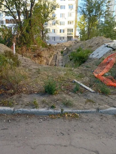 Скарга жителя на відсутність труб опалення