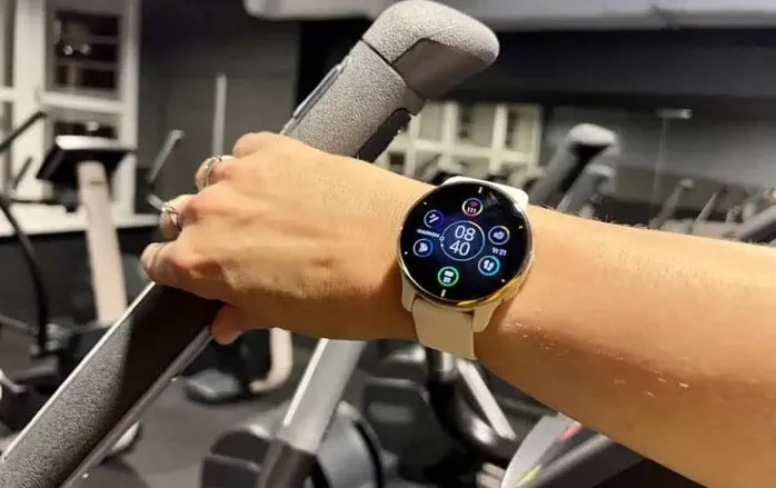 смарт-часы Garmin