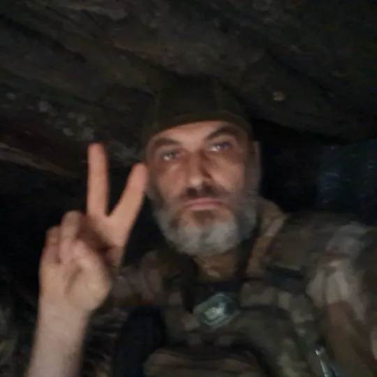 Олексій Біда, Дикі бджоли