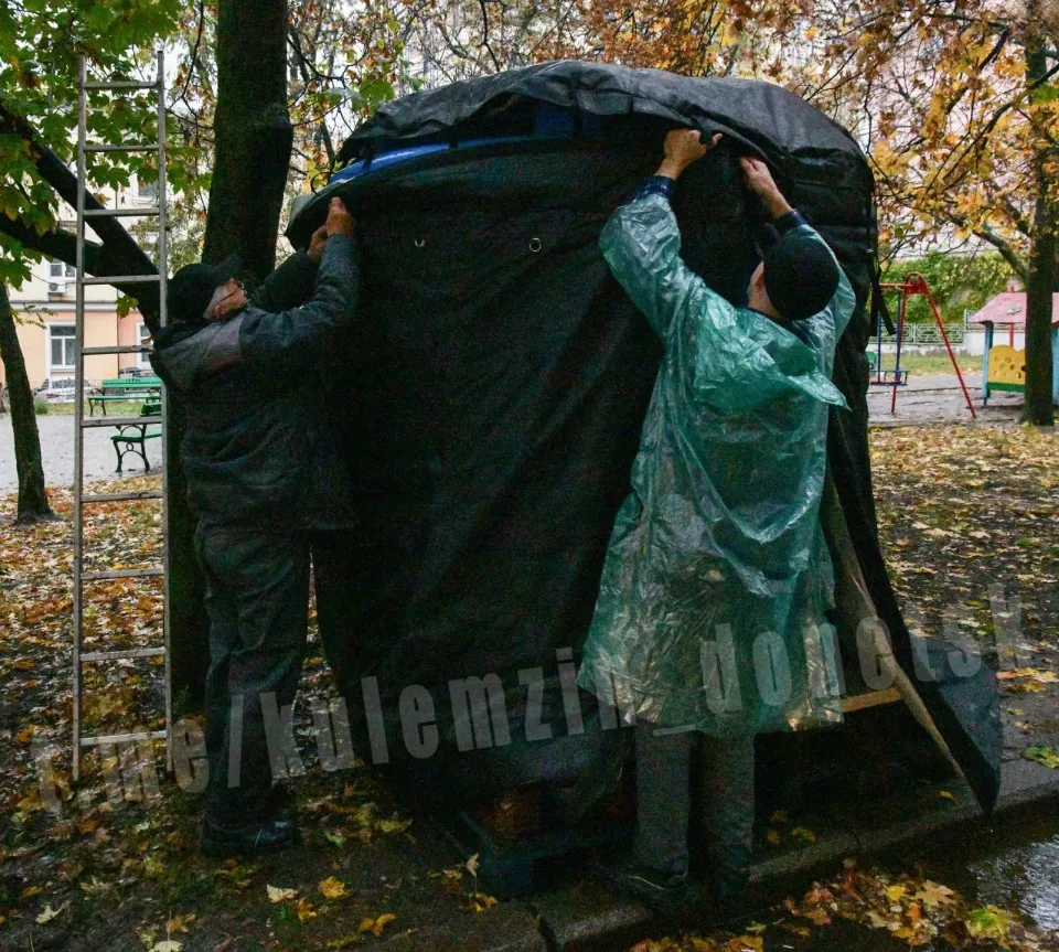 бочка з водою в донецьку