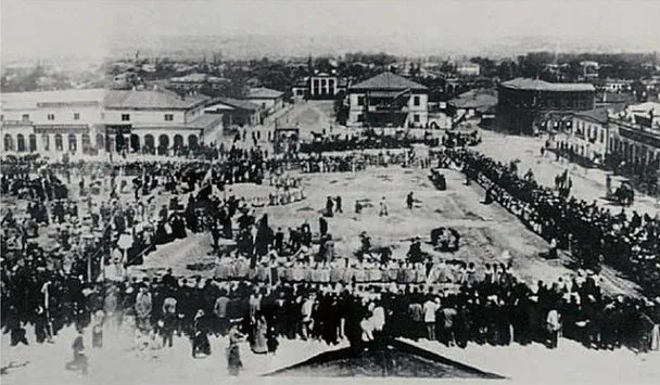 Успенська площа, Луганськ, 1900 рік