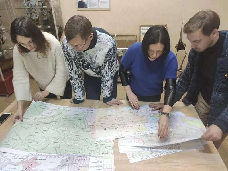 Джерело: Олеся Мілованова. Діяльність Луганського обласного краєзнавчого музею у Старобільську