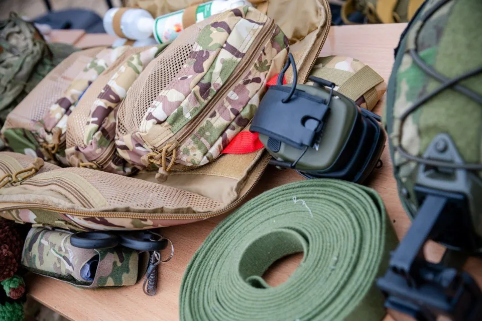 Як школярів на окупованій Луганщині готують до військової служби