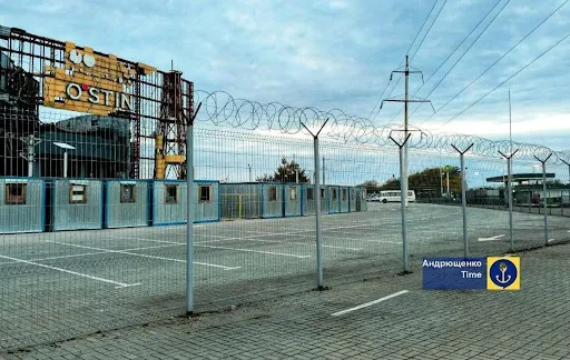 табір для трудових мігрантів у Маріуполі