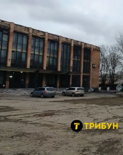 Стадіон “Сталь” в окупованому Алчевську