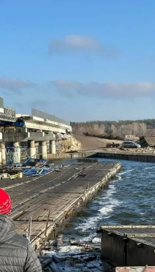 російські окупанти завдали удару по Печенізькій греблі