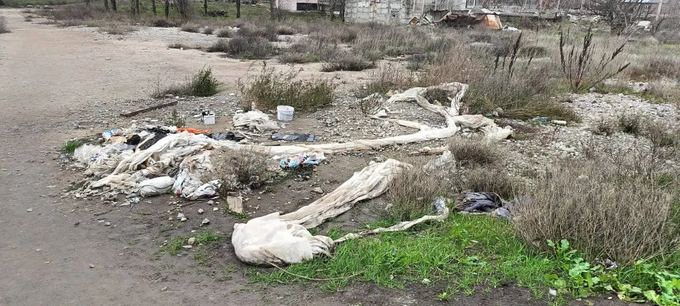 Сміття в окупованому Донецьку
