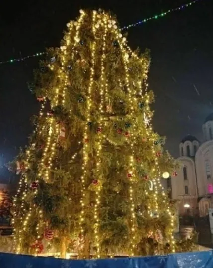 Ялинка в окупованій Макіївці