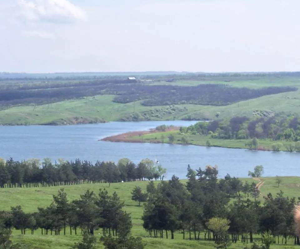 Лутугинське водосховище, 2012 рік; автор фото, будь ласка, відгукніться для позначення авторства