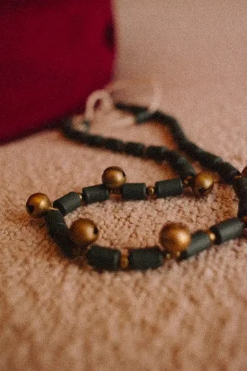 Прикраси з бісеру