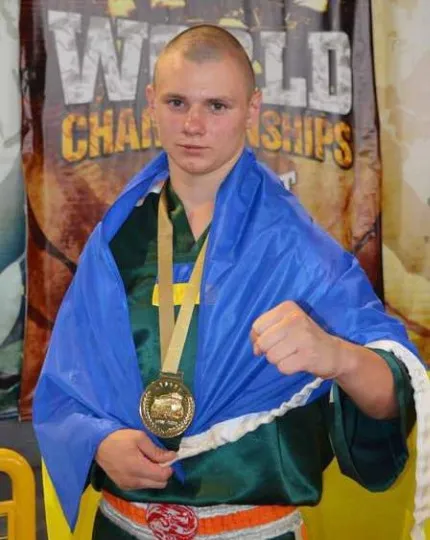 чемпіон світу з кікбоксингу Микола Літовченко