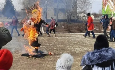 Масниця Троїцьке
