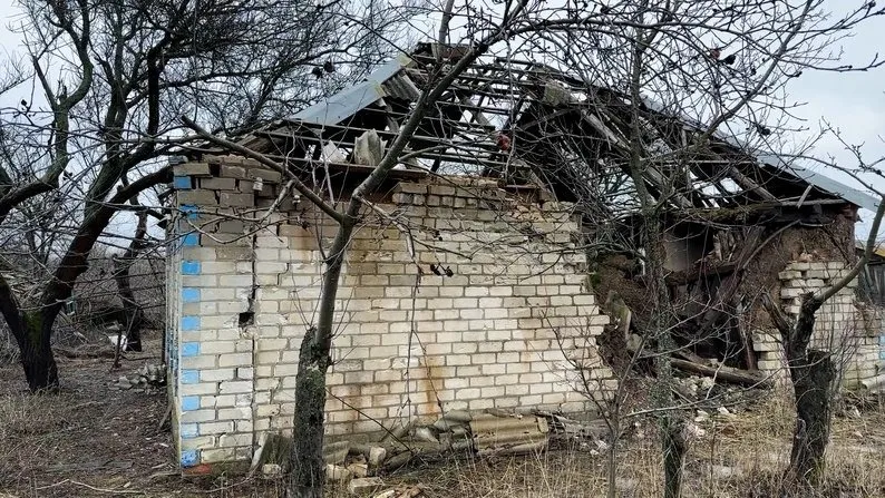 Родина з прифронтової Іванівки тримається за корів і дім
