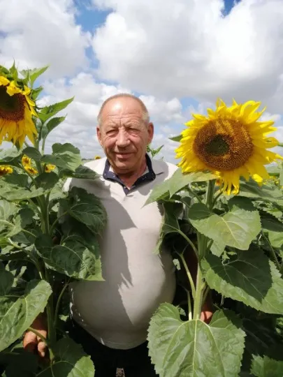 Дідусь Геннадій Михайлович