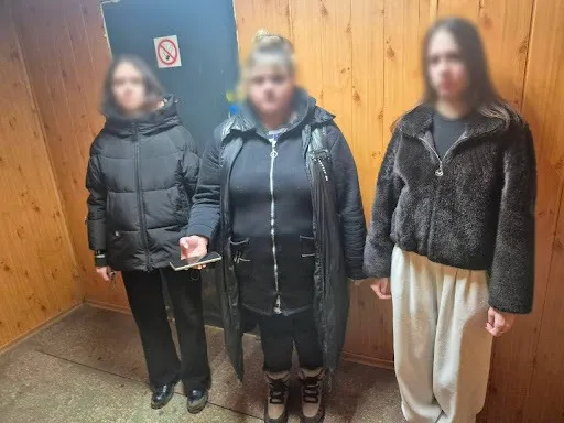 В окупованому Луганську затримали “художників”