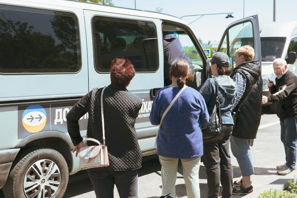 Евакуація. Авторка: Богдана Фергусон