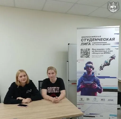 Маріупольських студентів навчають управлінню БПЛА