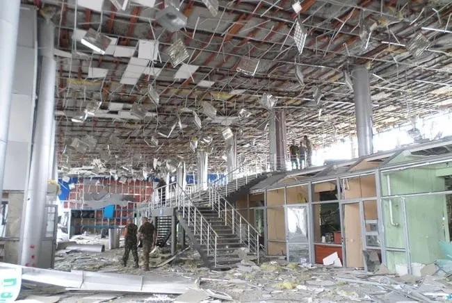 Термінали Луганського аеропорту