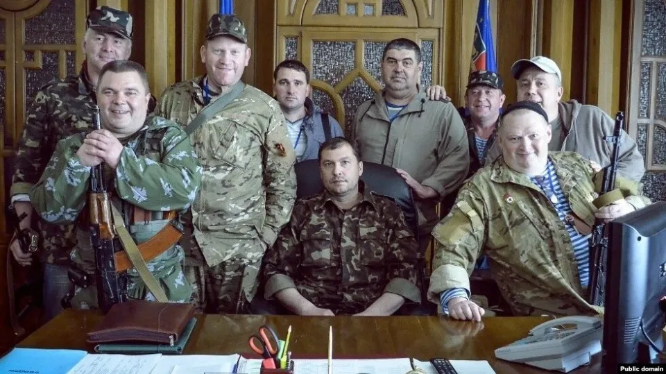 Окупанти в Луганську, 2014 рік