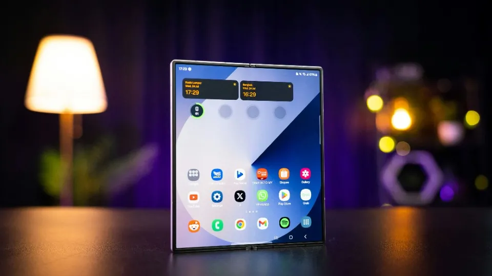 Samsung Galaxy Fold 6