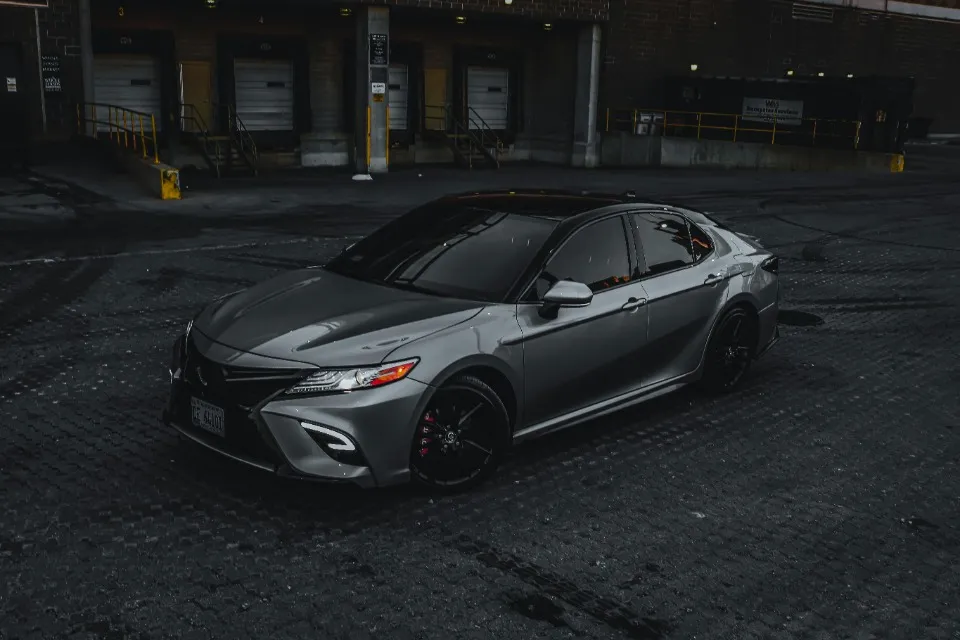 автомобіль Toyota Camry